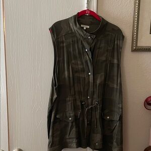Maurices Green Camo Sleeveless Top
